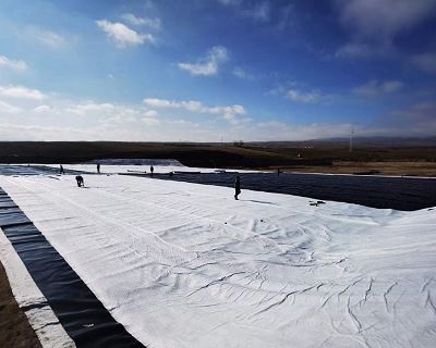 Com millorar la impermeabilitat de la geomembrana HDPE